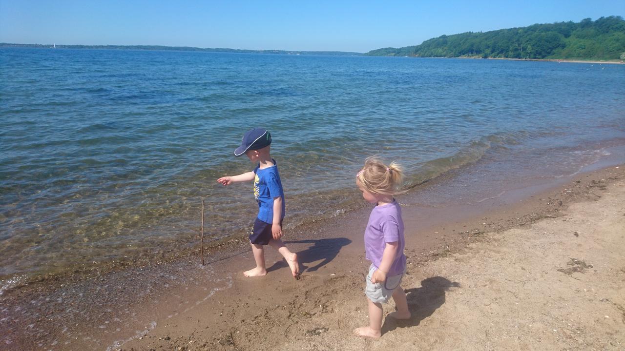 Отель Rosenvold Strand Camping Stouby Экстерьер фото